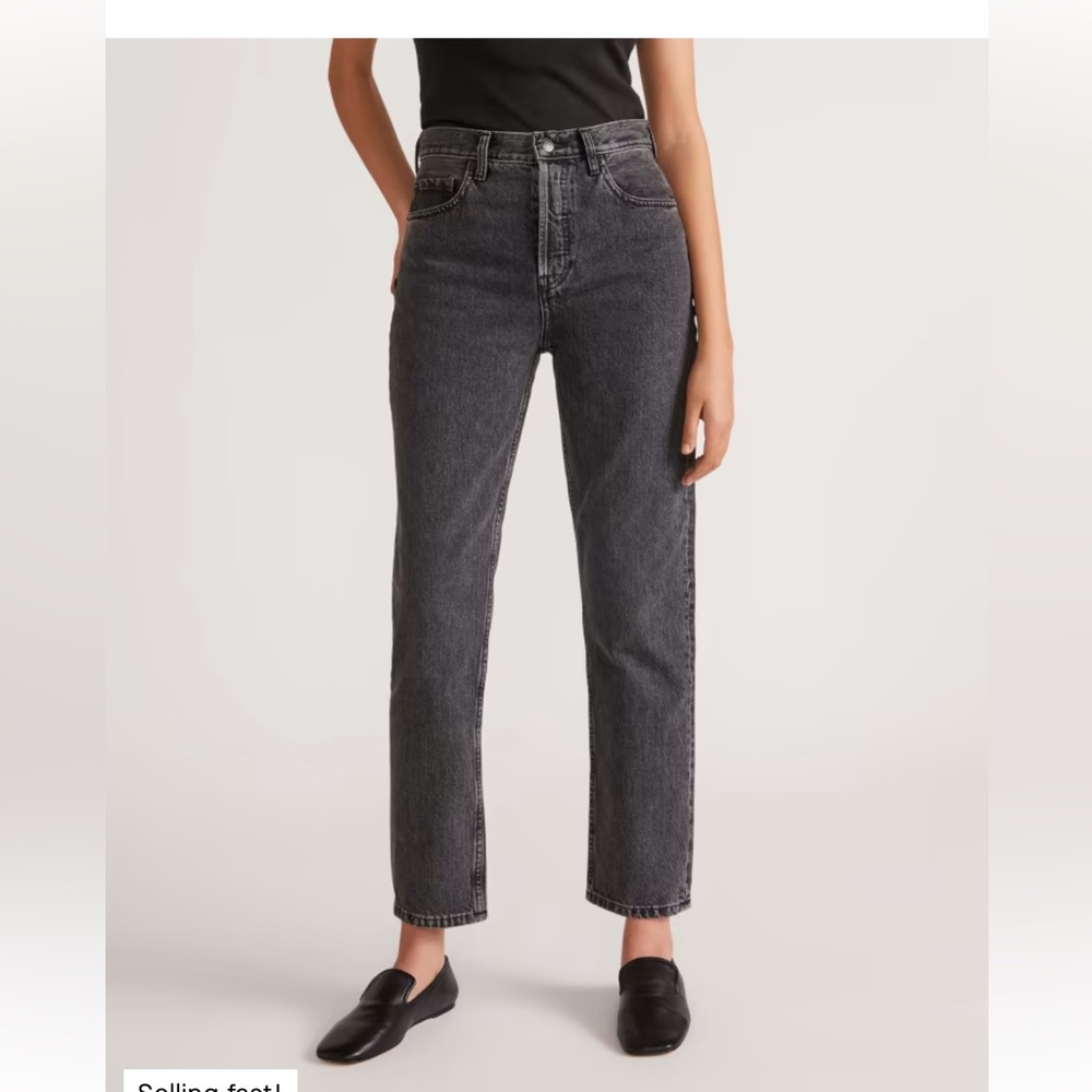 Everlane The 90s Cheeky Jean in Washed Black 26.5 inseam